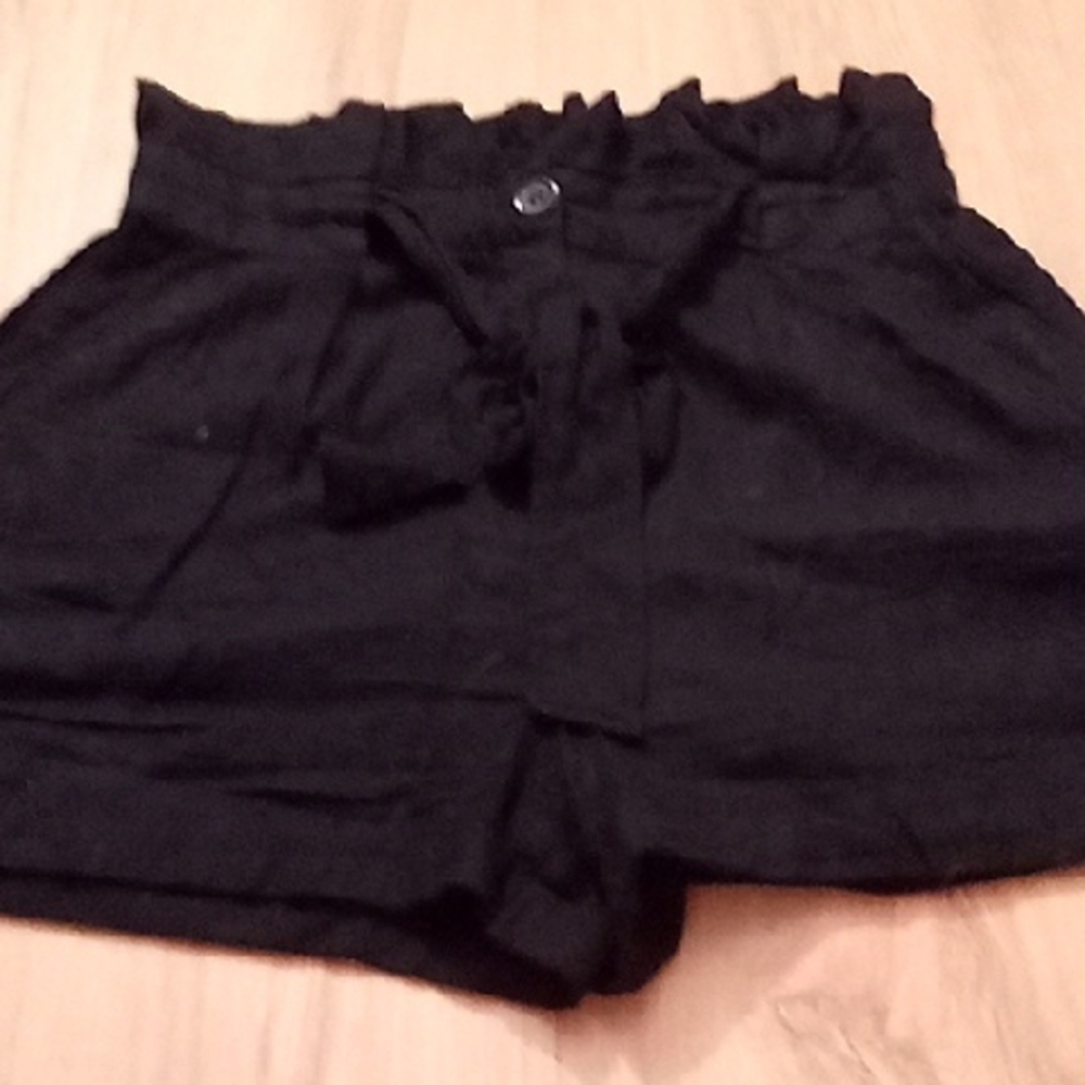 Black High Waist Flowy Shorts with Elastic Waistband